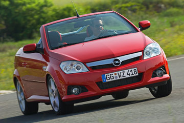 Opel Tigra TwinTop | 2004 - 2010