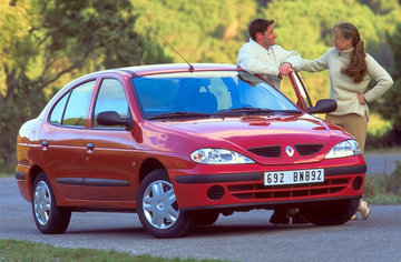 Megane Sedan | 1999 - 2002