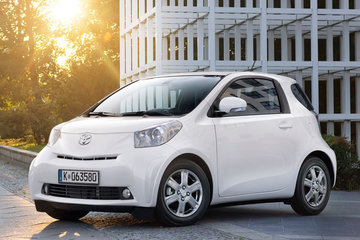 Toyota iQ | 2009-2015