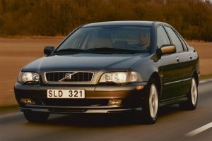 S40 | 2000 - 2004