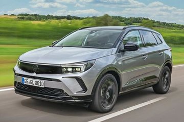 Grandland | 2021 - 2025